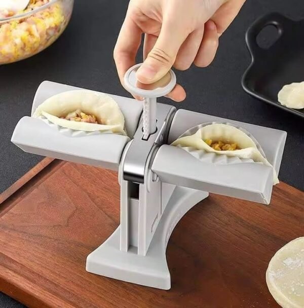 Dumpling Maker Machine